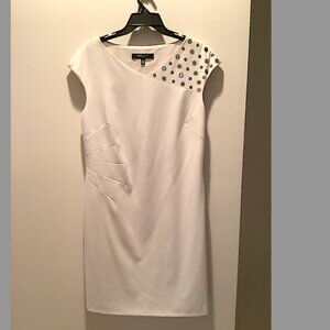 Nine West Sleeveless, Cream Dress w/ embellishments, Size 14, lined w/ side zip